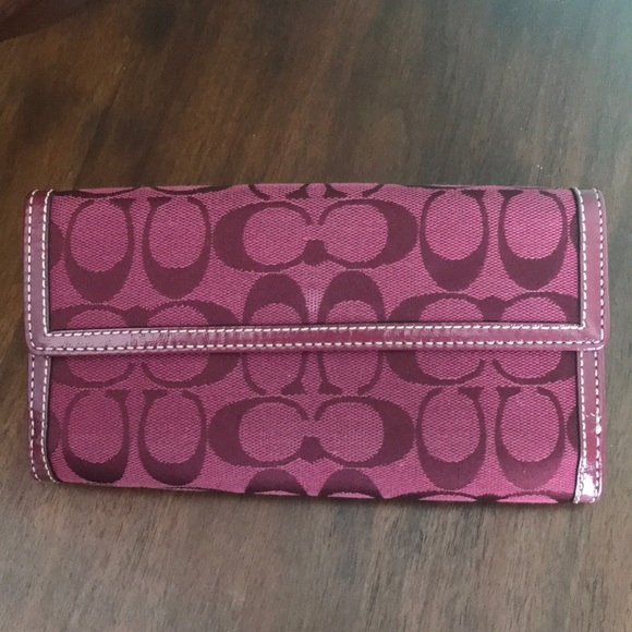 Coach Handbags - COACH Wallet